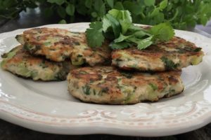 hamburguesas-de-pollo-y-verduras-verdes-4